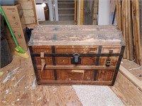 Wooden Dome top trunk 34x20"