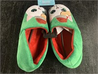 NEW WITH TAGS CAT CHRISTMAS SLIPPERS