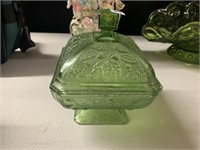 GREEN GLASS COMPOTE WITH LID