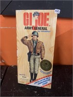 GI JOE ARMY GENERAL IN BOX
