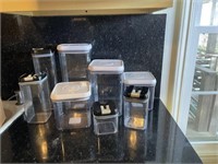 Kitchen Storage Containers (7pcs)