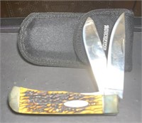 Large Winchester 2 Bladed knife with carrier