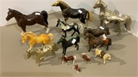Lot of horses - 13 pieces - porcelain,  metal,