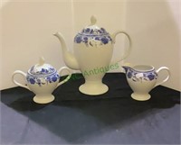 Baum Brothers blue rose collection. Tea pot with