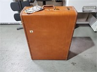 Tall Vintage Suitcase 29"×21"×9"