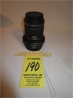 Canon EFS 10-18mm EF Mount Macro 0.22M/0.7FT Lens