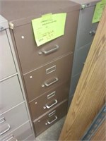 4 Drawer File Cabinet Broken or no lock