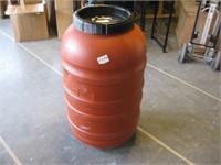US MILITARY 58 GALLON PLASTIC DRUM WITH COVER