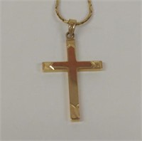 (WW) 14K Yellow Gold Chain With 14K Gold Cross