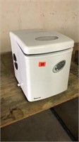 Magic Chef Counter Top Ice Maker