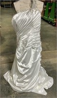Maggie Sottero Size 18 Wedding Dress
