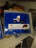 Winross Trucks and Other Model Vehicles