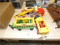LOT OF OLD TOYS