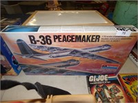 SEALED MONOGRAM B-36 PEACE MAKER AIRPLANE MODEL