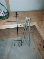 Wreath stand and easel