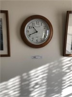 2 Prints and Battery Clock