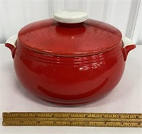 Hall’s bright red stoneware lidded casserole