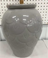Grey vase with scallop design
