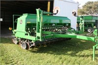 2009 John Deere 1590 Grain Drill