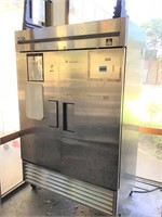 True Mod TS-49F 2 Door Refrigerator