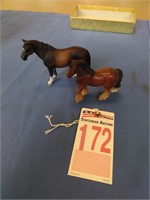 2 Horse Figures