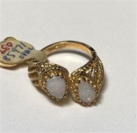 10K GOLD WITH OPAL LADIES RING