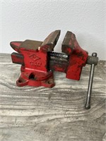 Small Made in Japan Vise!
