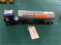 Union 76 Tanker Truck