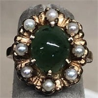 10kt. Gold Jade ring, size 5