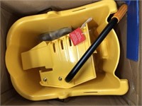 Coastwide Professional Mop Bucket with Wringer