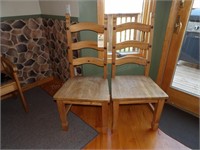 set of 2 wooden chairs
