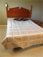 Full size bed set