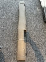 Hard Plastic Gun Case (missing one closure clip)