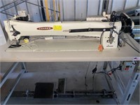 Consew 206RBL-30 Industrial Sewing Machine