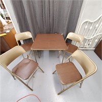 Brown Top 30" Card Table & Chairs