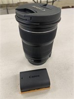 Canon Zoom Lens EF 24-105mm & Canon Battery