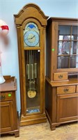 Ridgeway grandfathers clock with key & owners