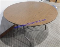 48" Round Folding Table