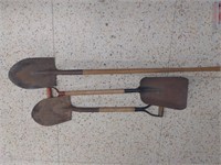 3 Vintage shovels