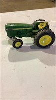 John Deere tractor 1/16 scale
