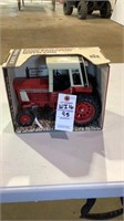 International 1086 Tractor with Cab 1/16 scale