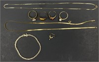 Assorted 10K & 14K Gold Jewelry Parts Or Repair