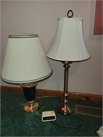 2 Cnt Table Lamps & Alarm Clock