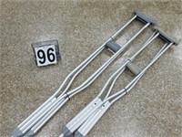 4 Crutches
