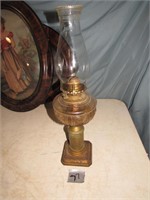 ANTIQUE OIL LAMP QUEEN ANNE