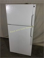 Hotpoint Fridge with Freezer.