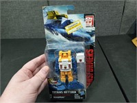 Hasbro Seaspray Transformers Action Figure
