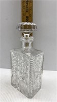 CUT CRYSTAL DECANTER 4X9 W/ MATCHING TOPPER