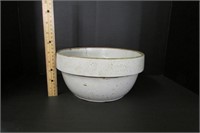 Large White Crock Bowl - Unmarked - 10" Diameter