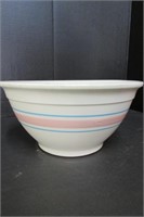 Unmarked McCoy Vintage Pottery Bowl -Pink and